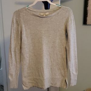 Lightweight sweater